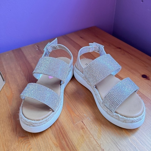 Steve Madden silver rhinestone sandals - Picture 1 of 10